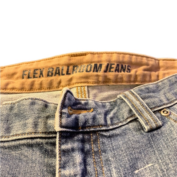 Duluth trading company jeans size 40 X 32 READ THE DESCRIPTION PLEASE - Picture 3 of 4